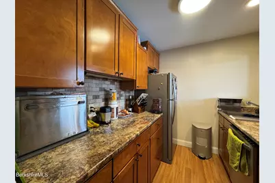 189 Stratton Rd #H1, Williamstown, MA 01267 - Photo 2