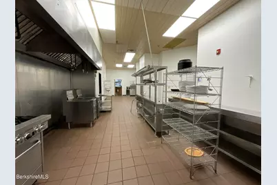 41 North St, Pittsfield, MA 01201 - Photo 22