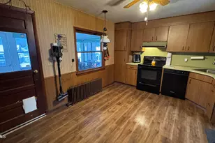 21 Enterprise St, Adams, MA 01220 - Photo 4