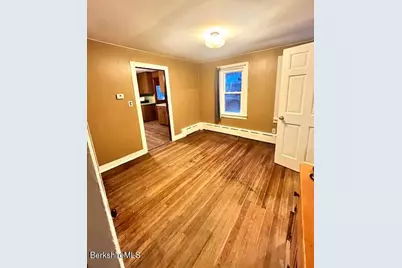 21 Enterprise St, Adams, MA 01220 - Photo 6