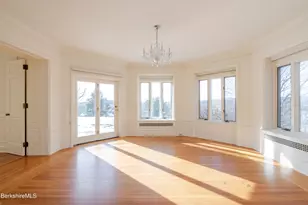 200 Old Stockbridge Rd, Stockbridge, MA 01262 - Photo 10