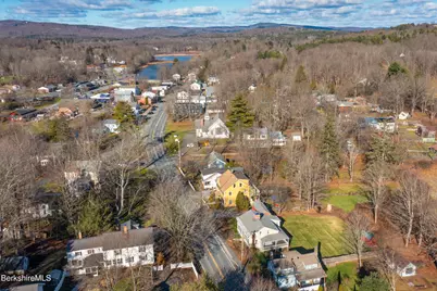 7 Stockbridge Rd, West Stockbridge, MA 01266 - Photo 6