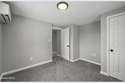 123 Broadview Ter, Pittsfield, MA 01201 - Photo 24