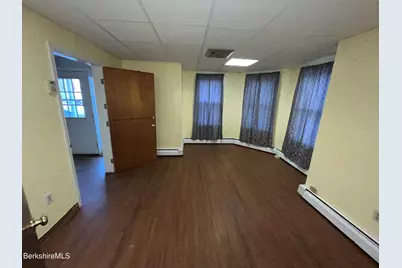 292 West St, Pittsfield, MA 01201 - Photo 6
