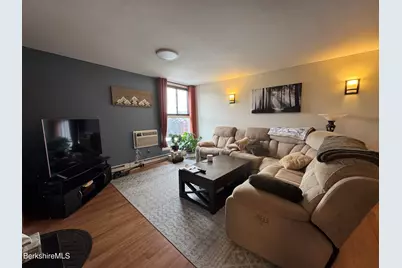 189 Stratton Rd, Williamstown, MA 01267 - Photo 6