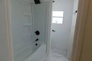 1 Lakewood Dr, Pittsfield, MA 01201 - Photo 10