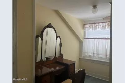 17 High St, West Stockbridge, MA 01266 - Photo 10