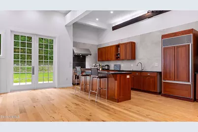 160 High St, Lee, MA 01238 - Photo 6