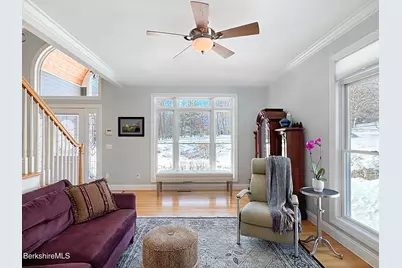 5 Eastbrook Ln, Pittsfield, MA 01201 - Photo 8