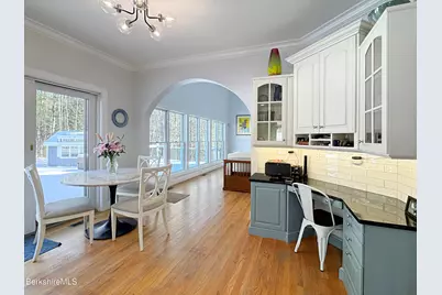 5 Eastbrook Ln, Pittsfield, MA 01201 - Photo 12