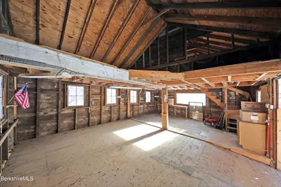 86 E Main St, Stockbridge, MA 01262 - Photo 50