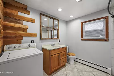 6 Meadow Ln, Adams, MA 01220 - Photo 18