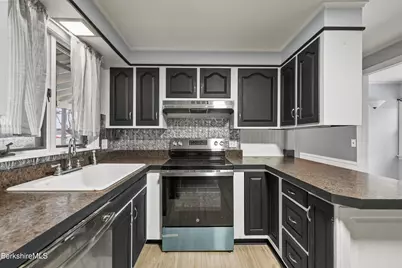 6 Meadow Ln, Adams, MA 01220 - Photo 6