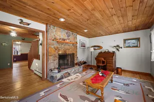 132 Outlook Ave, Cheshire, MA 01225 - Photo 8