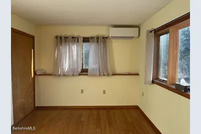 9 Forest Row, Great Barrington, MA 01230 - Photo 12