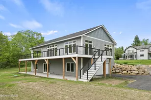 10 Aqua St, Lanesborough, MA 01237 - Photo 10