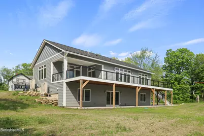 10 Aqua St, Lanesborough, MA 01237 - Photo 14