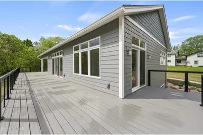 10 Aqua St, Lanesborough, MA 01237 - Photo 8