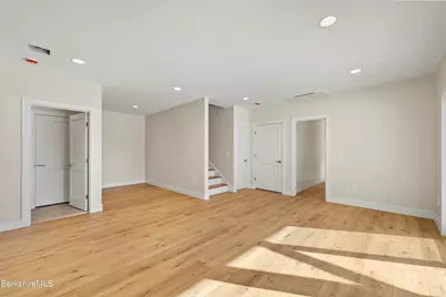 10 Aqua St, Lanesborough, MA 01237 - Photo 38