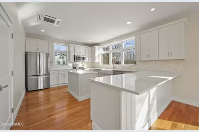 10 Aqua St, Lanesborough, MA 01237 - Photo 24