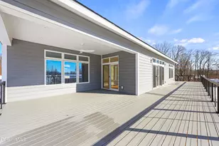 10 Aqua St, Lanesborough, MA 01237 - Photo 48