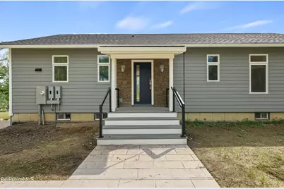 10 Aqua St, Lanesborough, MA 01237 - Photo 12
