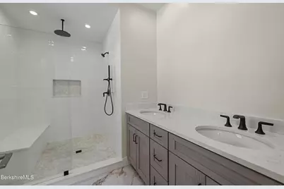 10 Aqua St, Lanesborough, MA 01237 - Photo 34