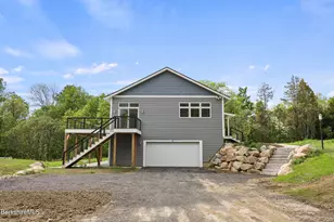 10 Aqua St, Lanesborough, MA 01237 - Photo 50