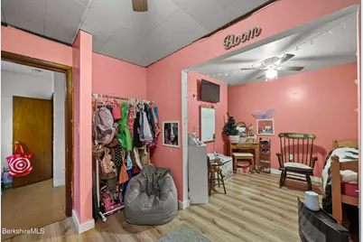 19-21 2nd St, Adams, MA 01220 - Photo 18