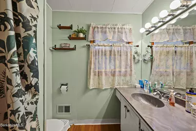 19-21 2nd St, Adams, MA 01220 - Photo 20