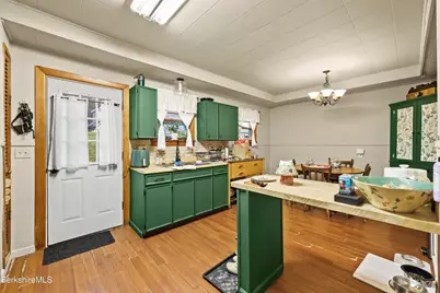 19-21 2nd St, Adams, MA 01220 - Photo 8