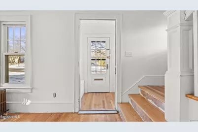 121 Edward Ave, Pittsfield, MA 01201 - Photo 16