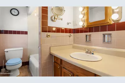 121 Edward Ave, Pittsfield, MA 01201 - Photo 22