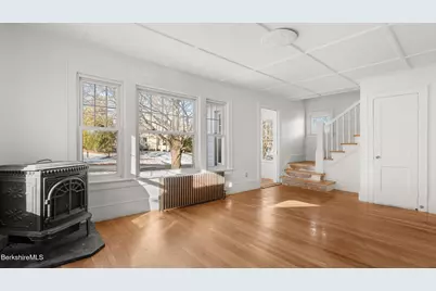 121 Edward Ave, Pittsfield, MA 01201 - Photo 18