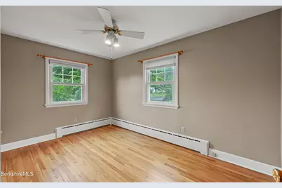 127 Gamwell Ave, Pittsfield, MA 01201 - Photo 28