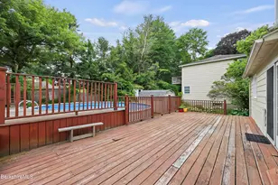 127 Gamwell Ave, Pittsfield, MA 01201 - Photo 8