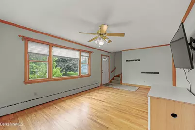 127 Gamwell Ave, Pittsfield, MA 01201 - Photo 14