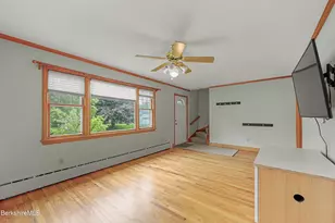 127 Gamwell Ave, Pittsfield, MA 01201 - Photo 14