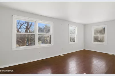 1 Clarkson Ave, Pittsfield, MA 01201 - Photo 14
