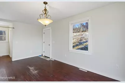 1 Clarkson Ave, Pittsfield, MA 01201 - Photo 10