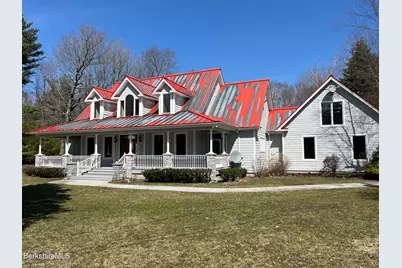 7 Poirot Rd, Florida, MA 01247 - Photo 2
