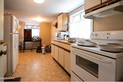 1057 Main St, Great Barrington, MA 01236 - Photo 32