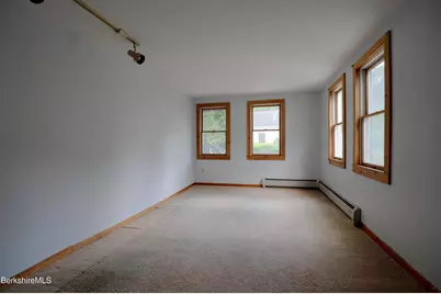 1057 Main St, Great Barrington, MA 01236 - Photo 22