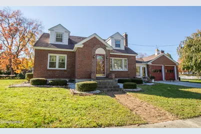 10 Marlboro Dr, Pittsfield, MA 01201 - Photo 2