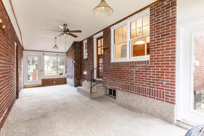 10 Marlboro Dr, Pittsfield, MA 01201 - Photo 30