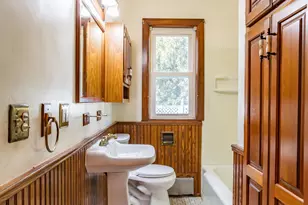 10 Marlboro Dr, Pittsfield, MA 01201 - Photo 14