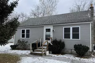 104 Belden St, Williamstown, MA 01267 - Photo 1