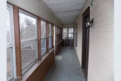 286 Walnut St, North Adams, MA 01247 - Photo 14