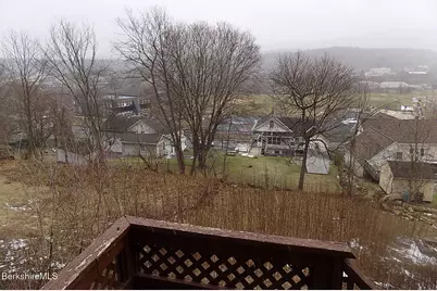286 Walnut St, North Adams, MA 01247 - Photo 22