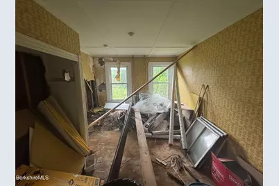 77 Front St, North Adams, MA 01247 - Photo 6